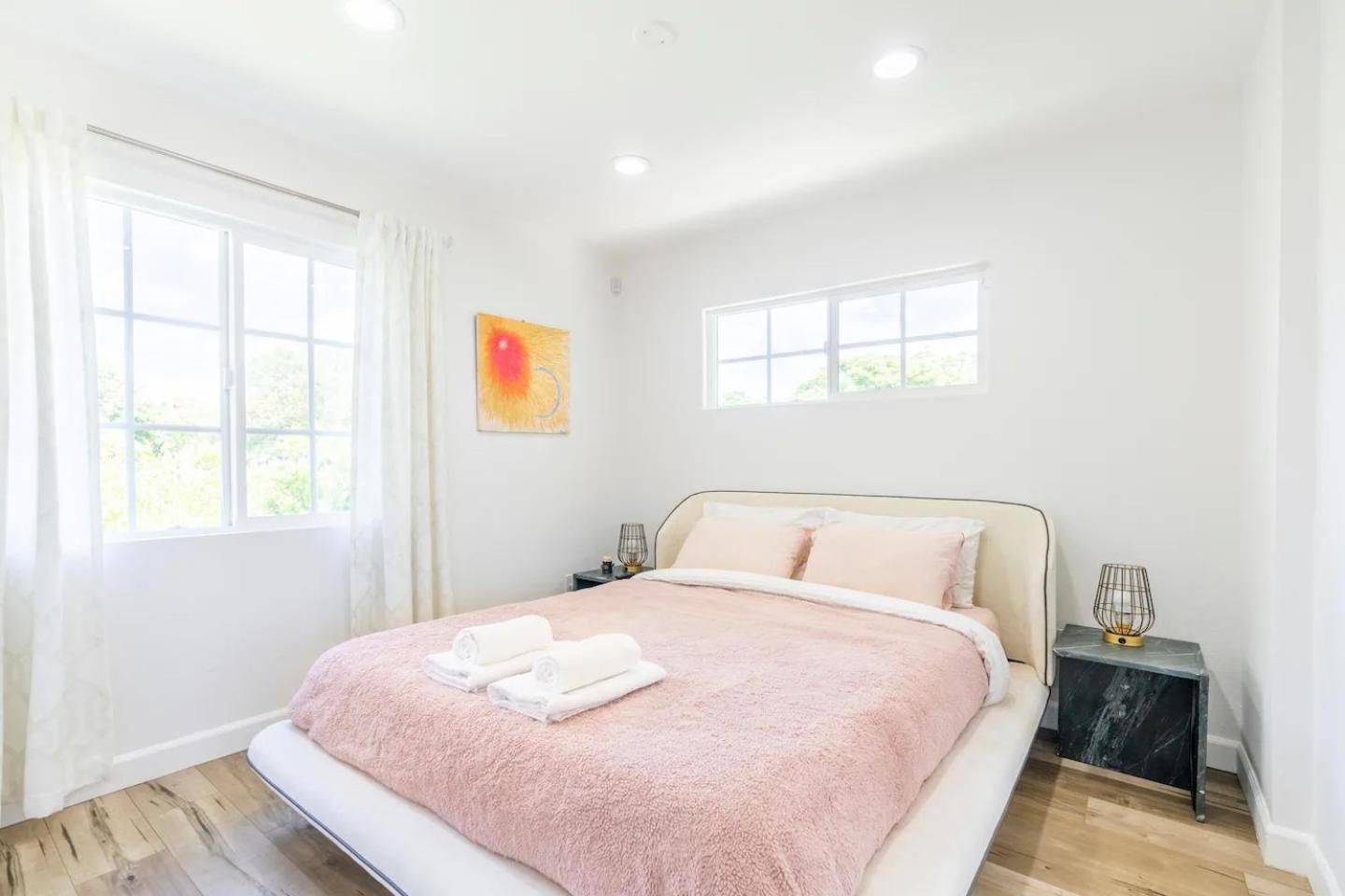 New Luxury Entertaining House With Pool Spa Sauna Tesla Charger Pets ロサンゼルス エクステリア 写真